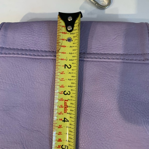 Charming Charlie Lavender Lilac Wristlet Wallet purse with crossbody Strap LNC - Picture 7 of 8